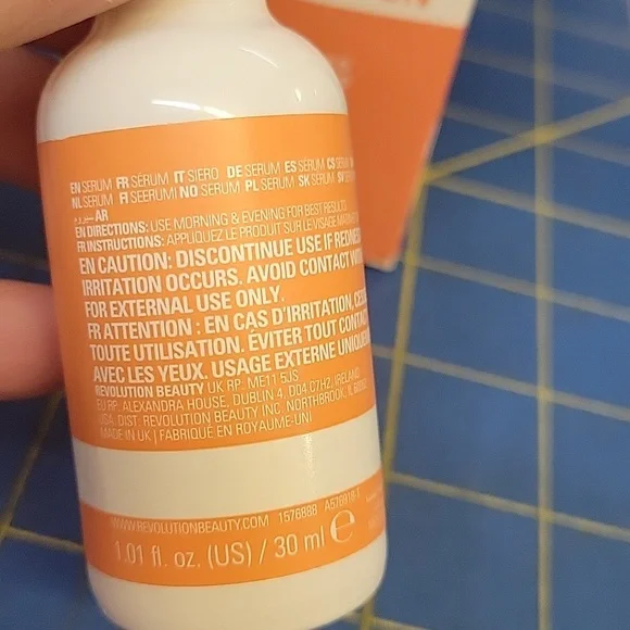 Revolution Brighten Serum - Brighten 30ml New In Box - Picture 2 of 2